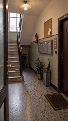 Treppenhaus · Platte