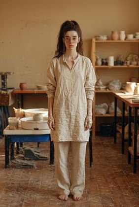 Ioana Petrescu · Ganzkörper